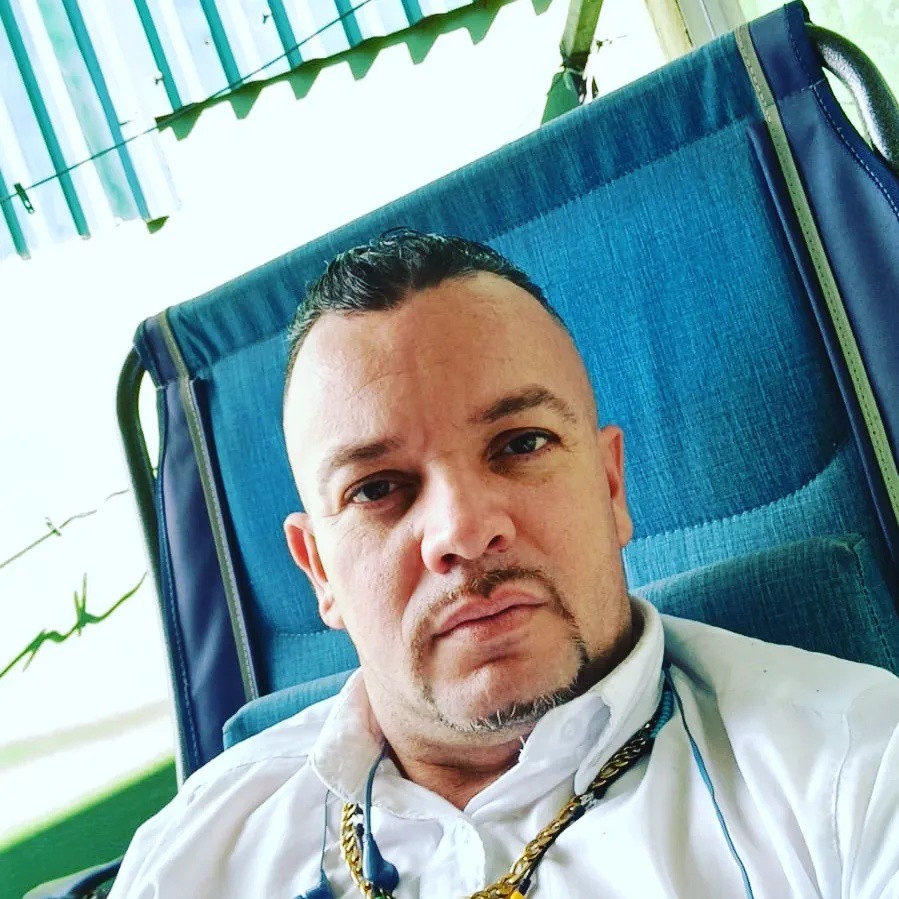 A0Ztiti | Waplog | photo