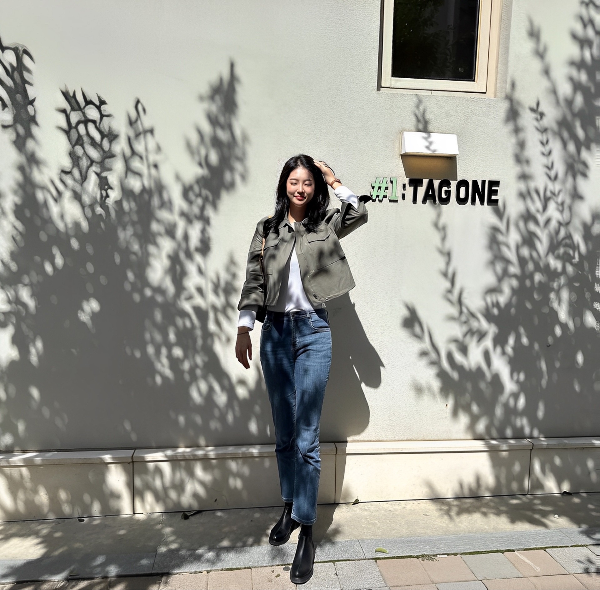 tinom696076_Illinois_Single_Female