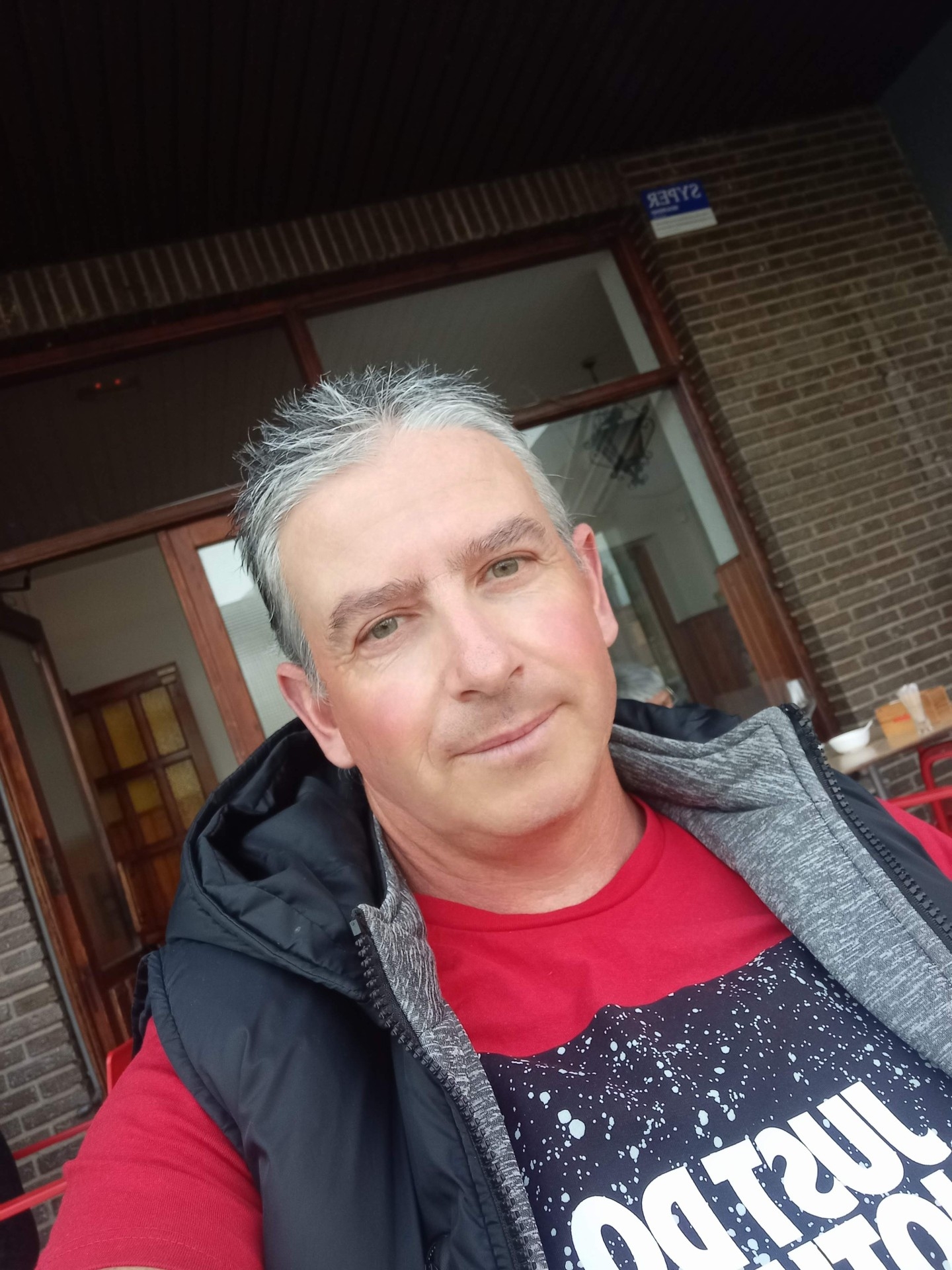 jesusl213357's profile photo