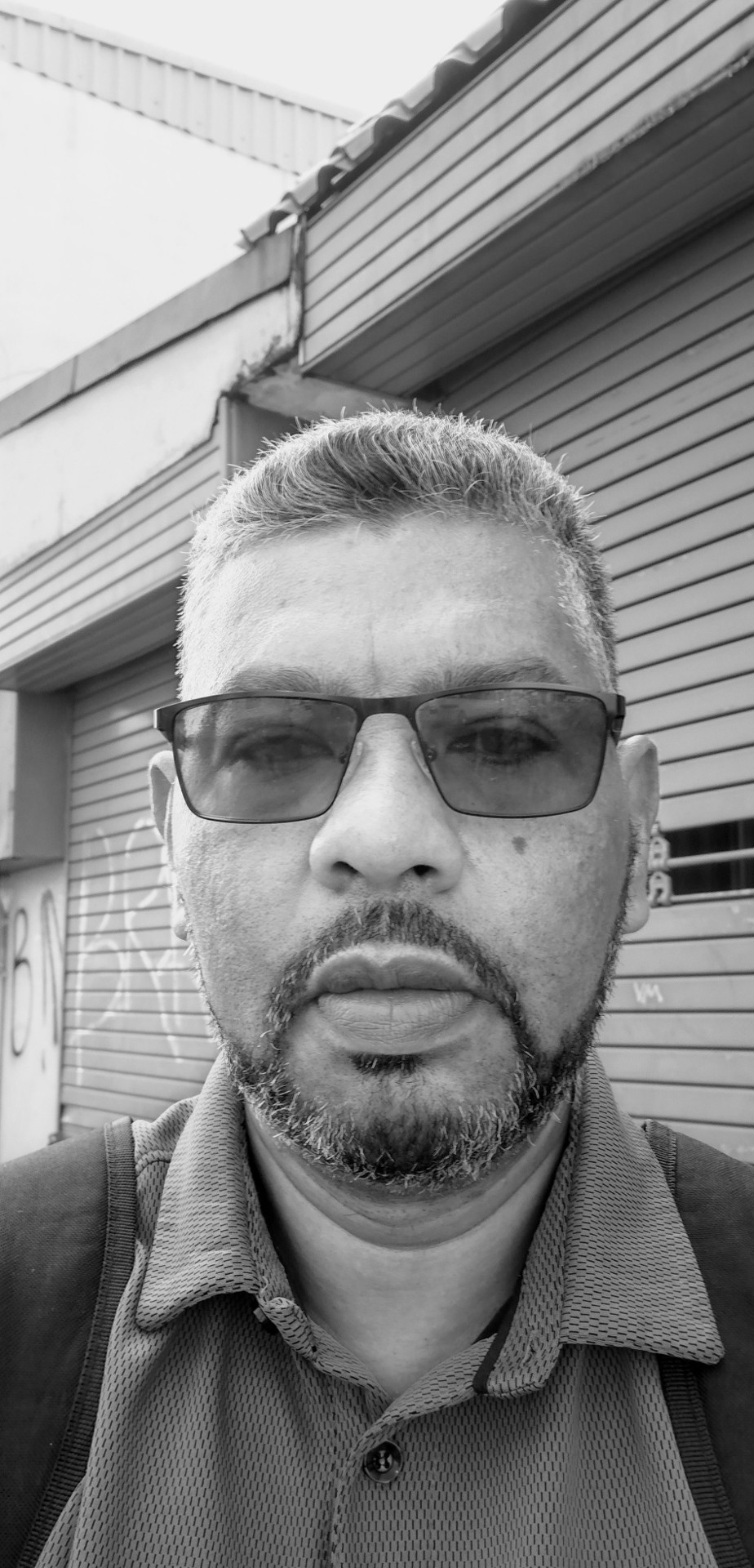 luis934490_Single_Waplog