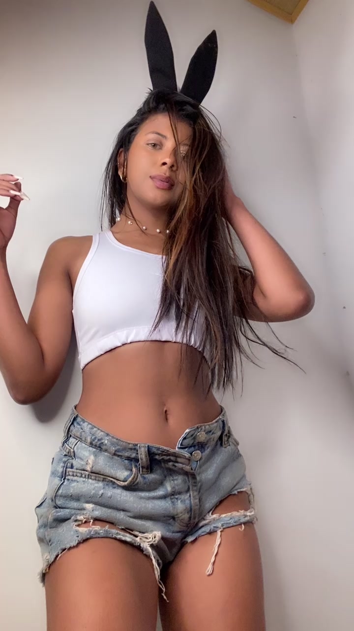 flirt-with-singles-online