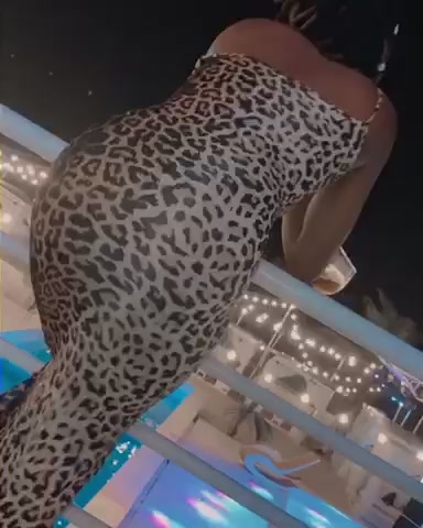 chat-with-single-girls