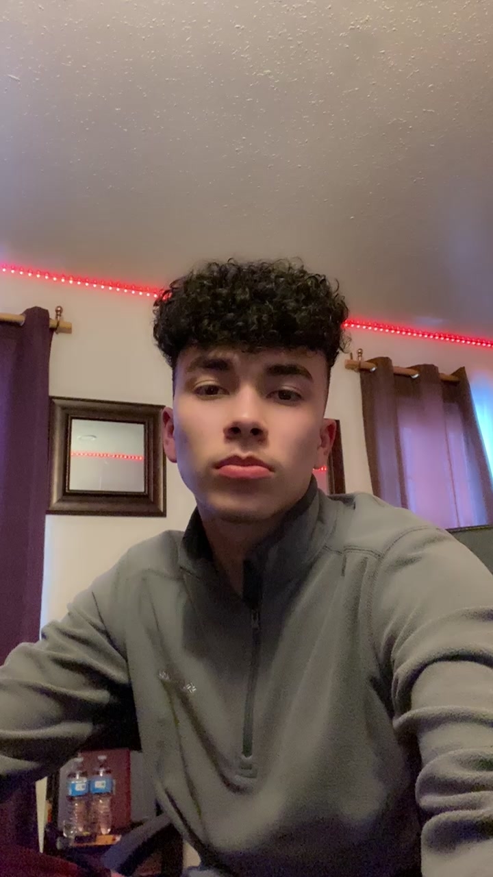 flirt-with-single-men-online