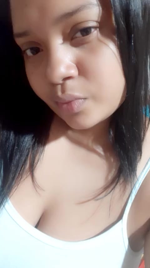 flirt-with-single-girls-online