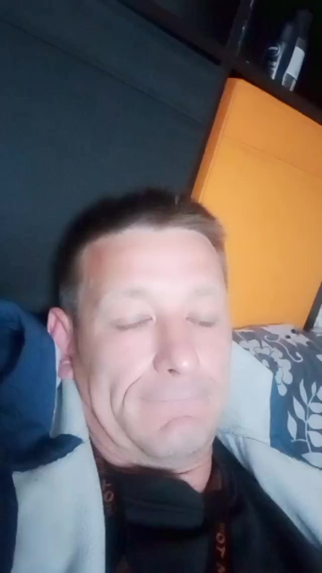 meet-attractive-guys