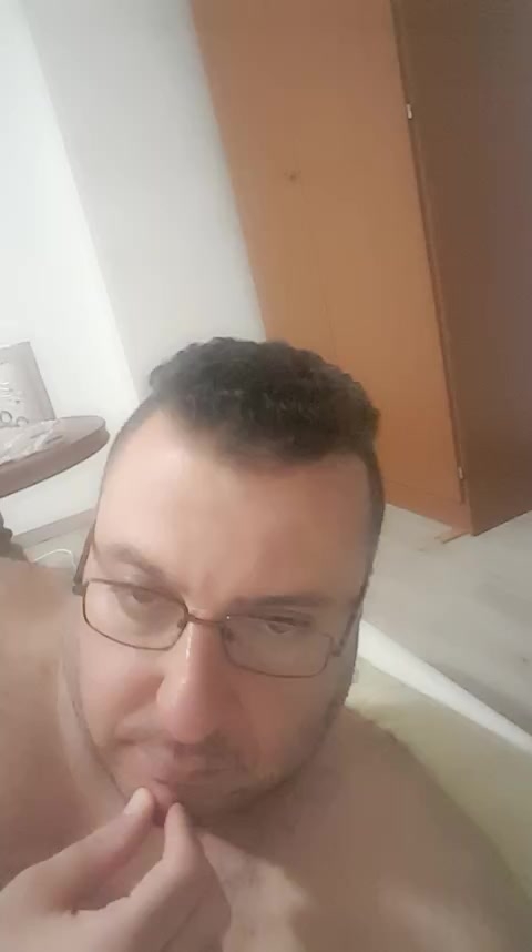 meet-attractive-guys