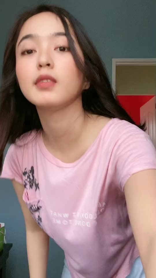 flirt-with-single-women-online