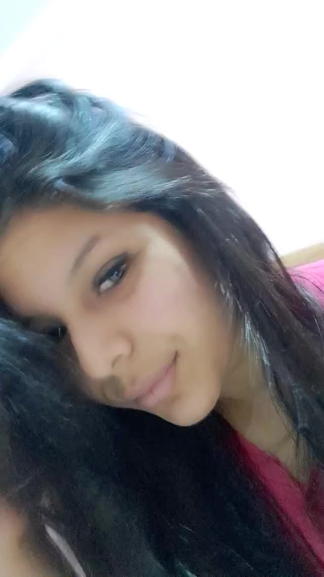 chat-with-girls-nearby