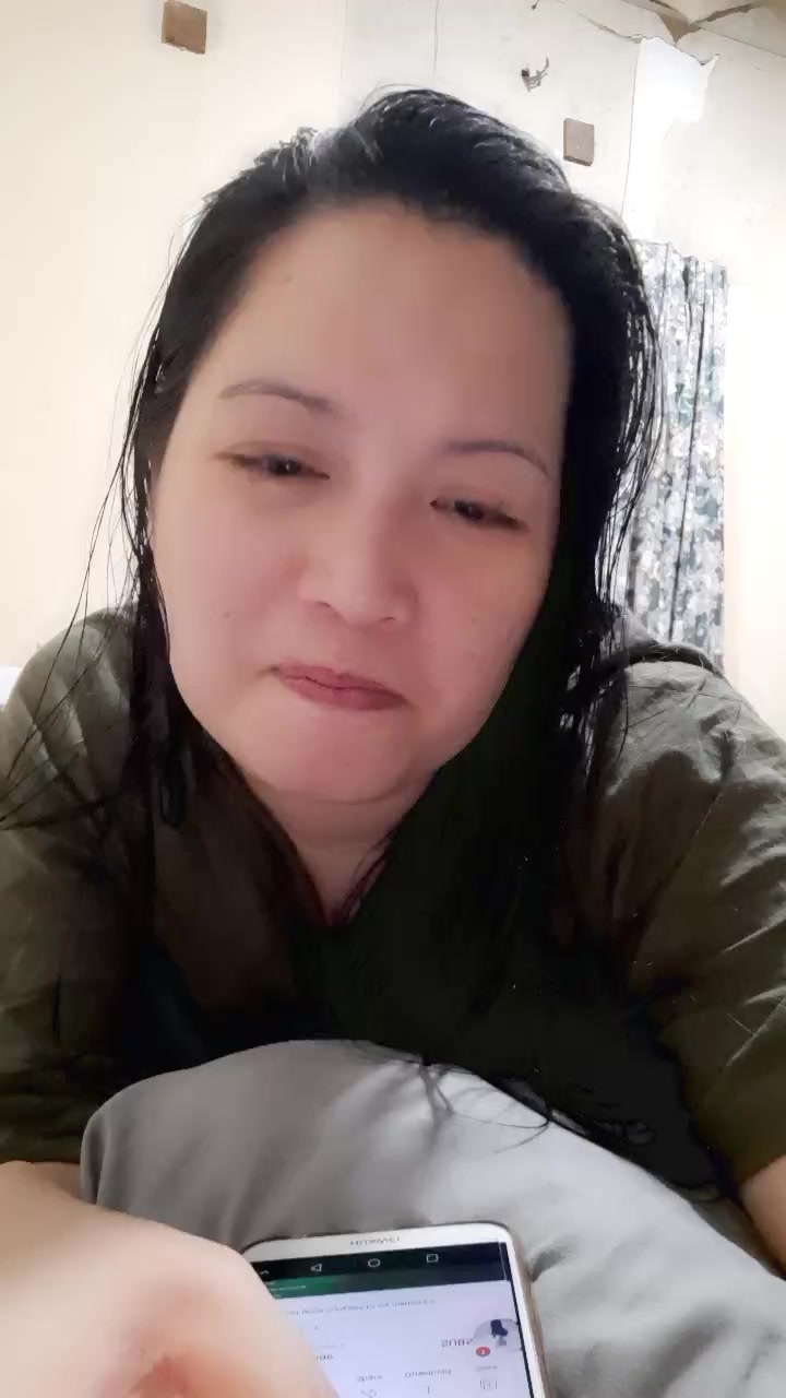 flirt-with-single-girls-online