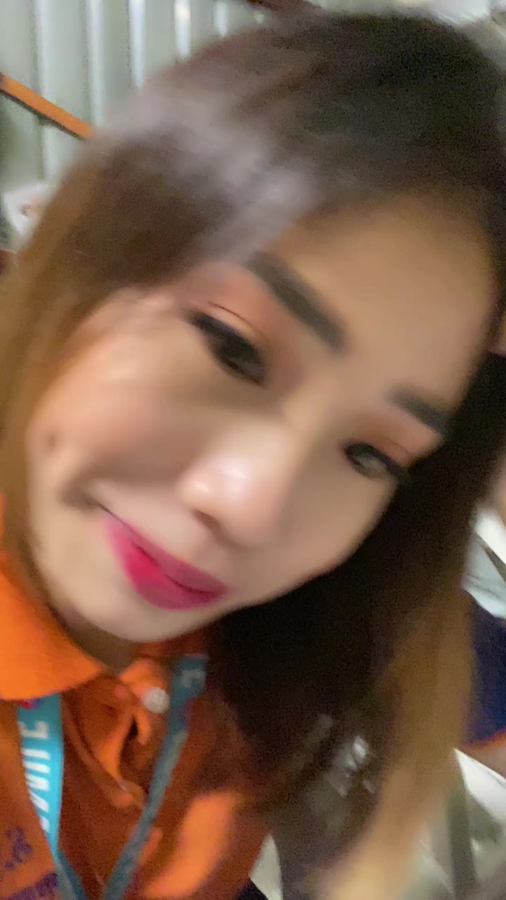 chat-with-single-girls