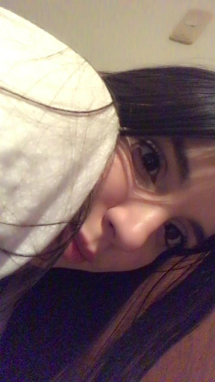 chat-with-girls-nearby