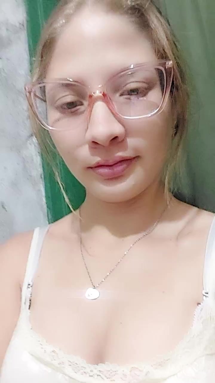 start-online-dating-conversations