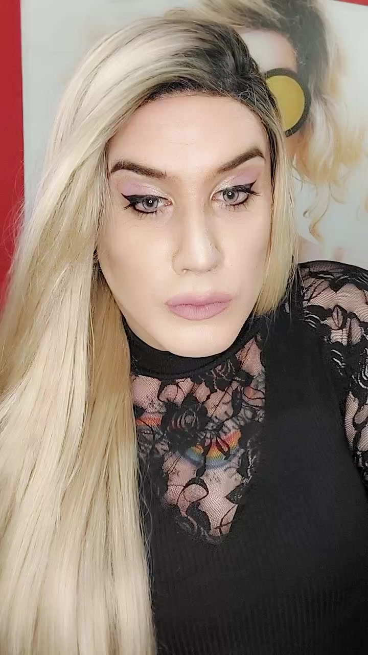 flirt-with-single-guys