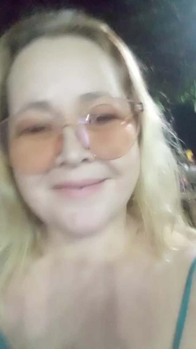 flirt-with-single-guys-online