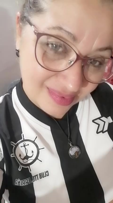 chat-with-girls-nearby