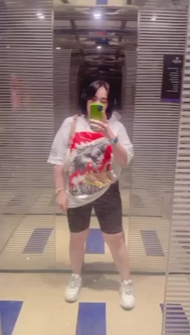 chat-with-girls-nearby