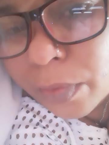 flirt-with-single-women-online