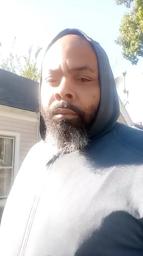 flirt-with-single-guys-online