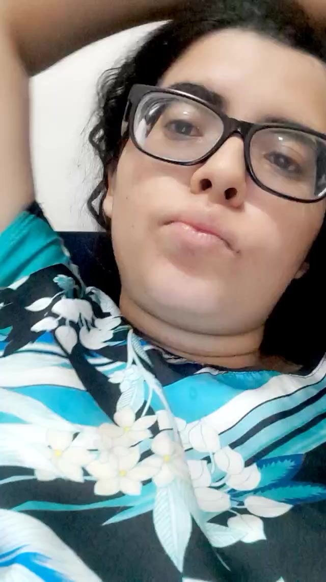 flirt-with-single-guys-online