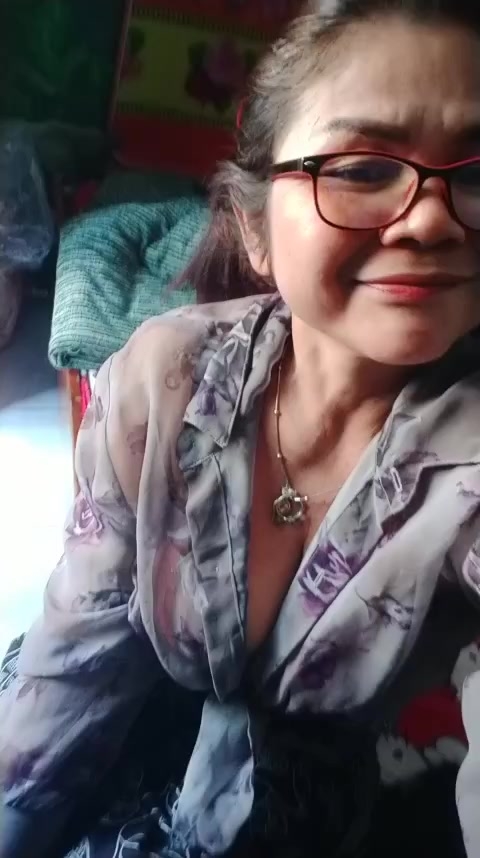 chat-with-local-girls-in-your-area