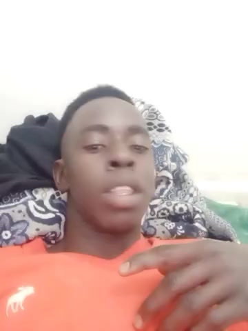 flirt-with-single-girls-online