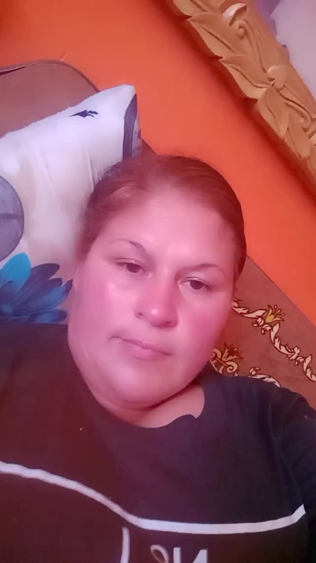 chat-with-single-girls