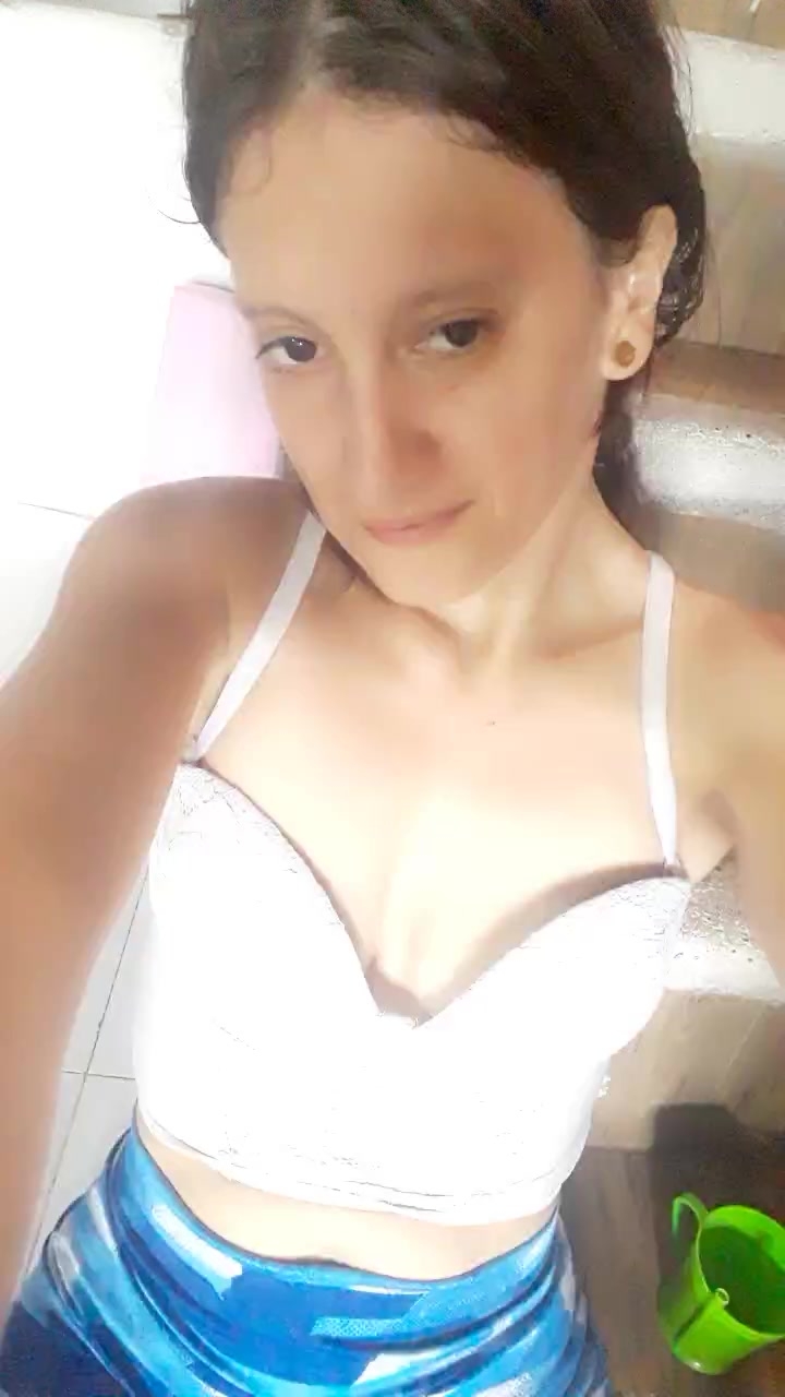 chat-with-girls-near-you