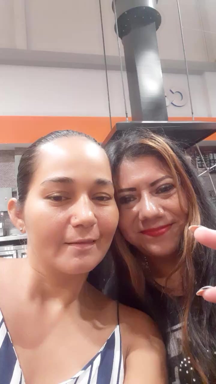 flirt-with-single-women