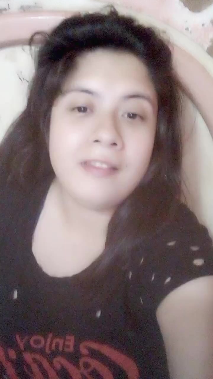 flirt-with-single-women-online