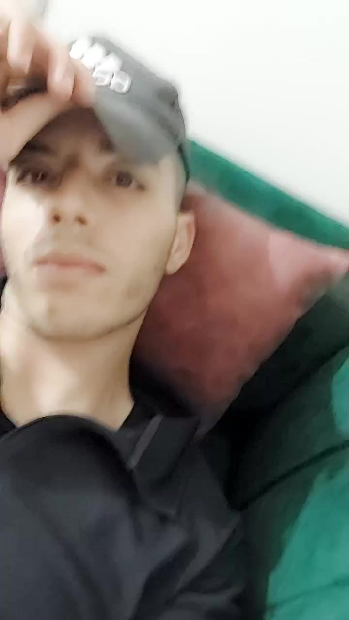 flirt-with-singles-online