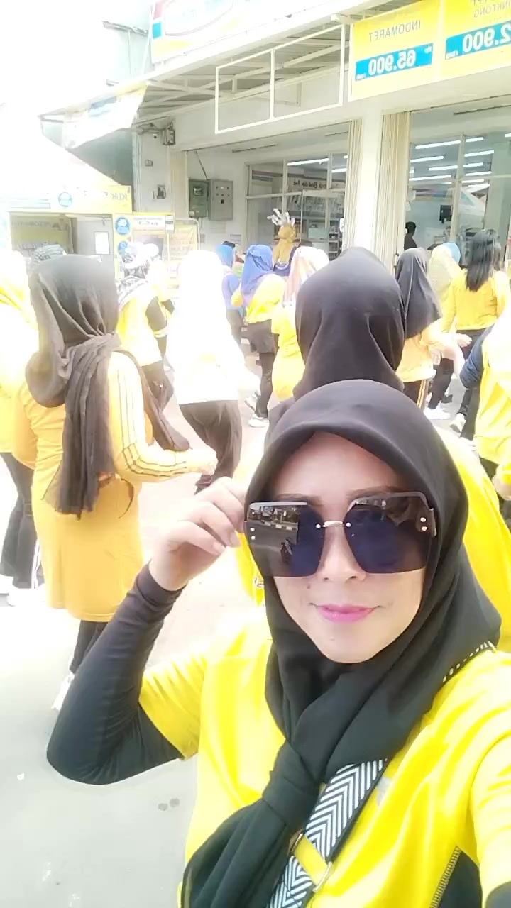 find-a-girlfriend-online