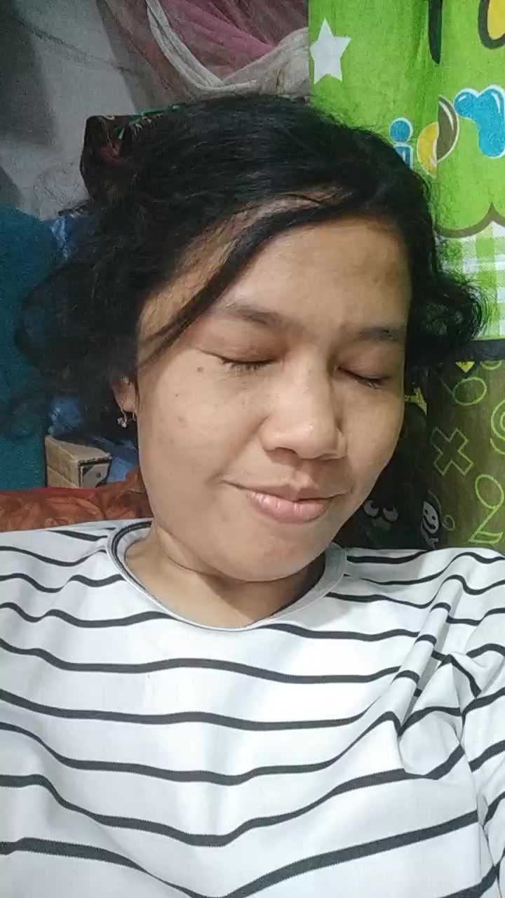 flirt-with-single-women-online