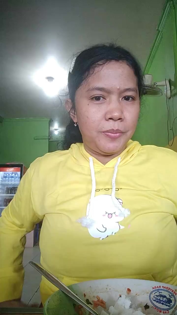 chat-with-local-girls-in-your-area