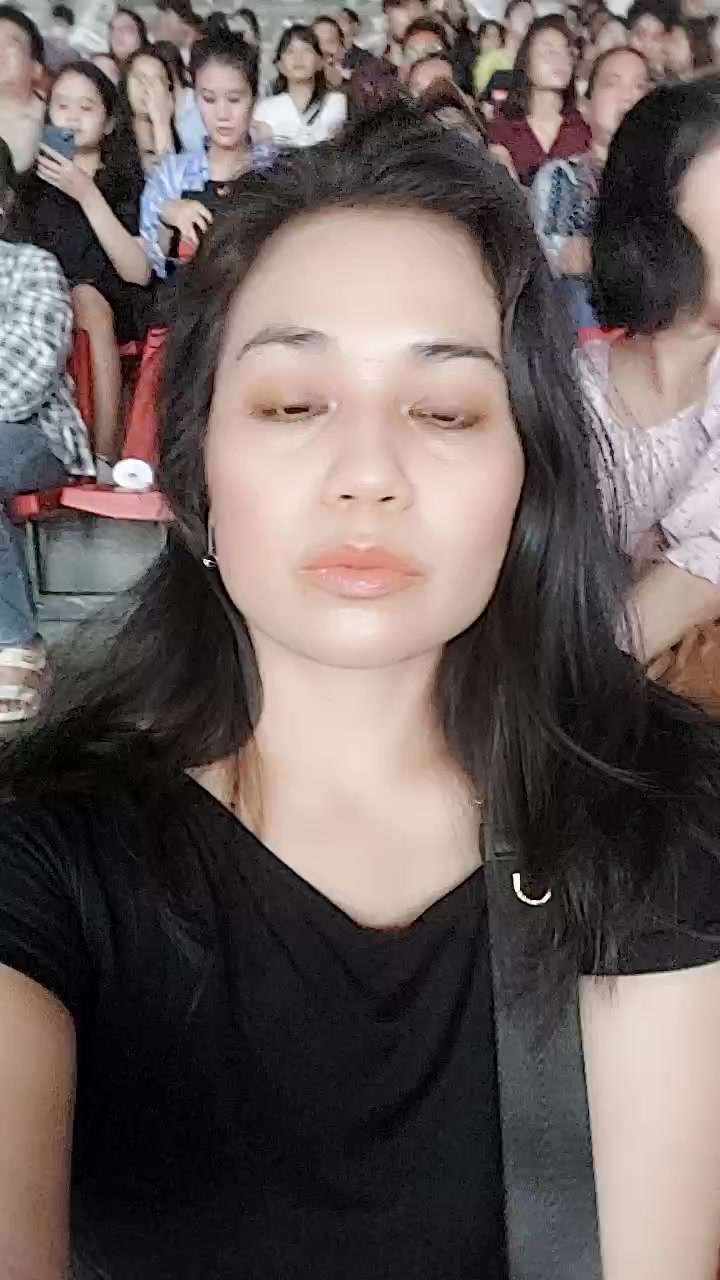 chat-with-girls-in-your-area