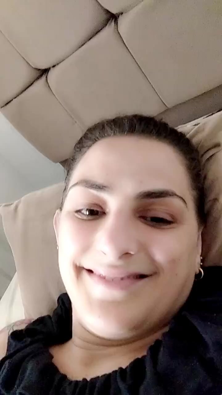 flirt-with-single-women