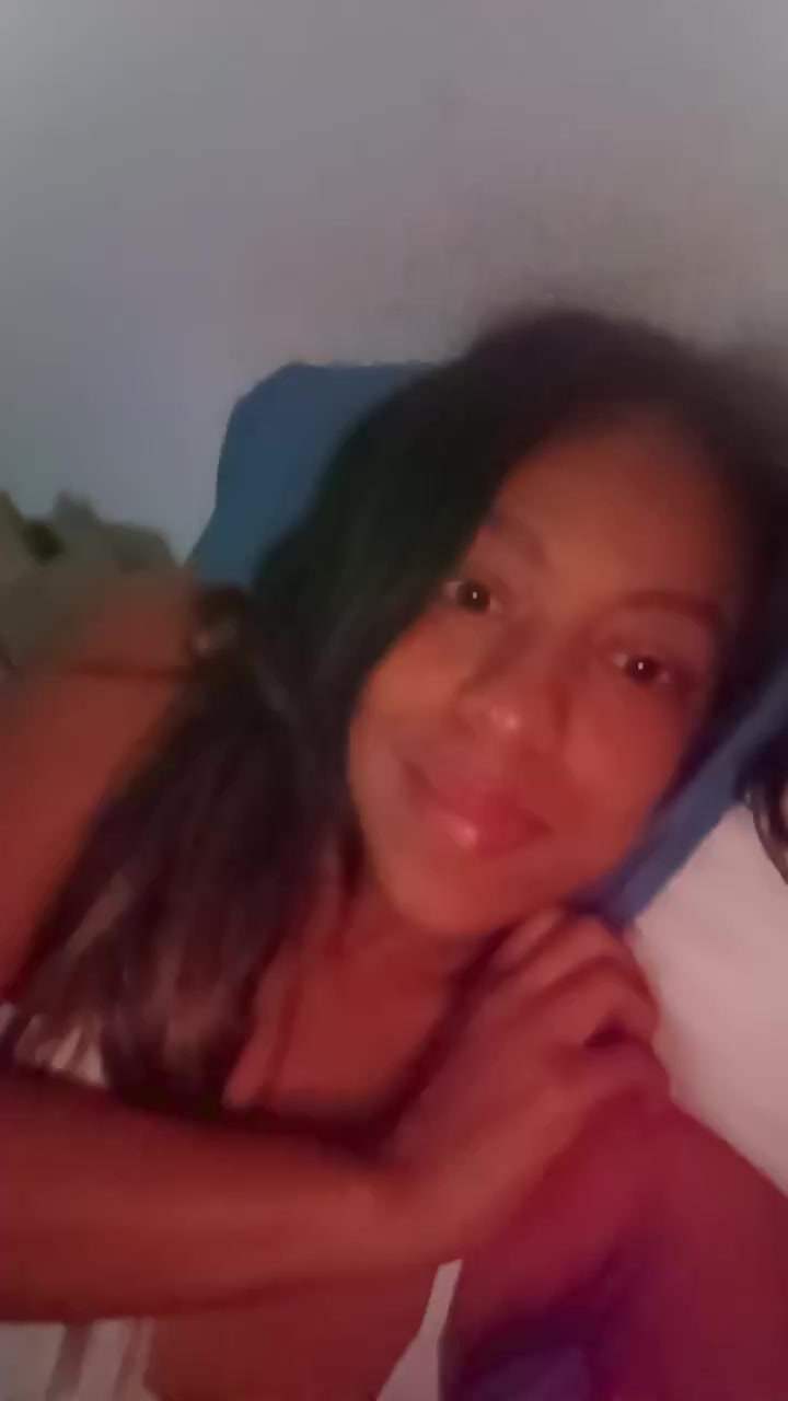 chat-with-girls-nearby