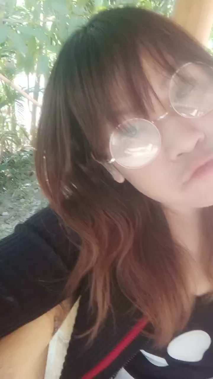 chat-with-single-girls