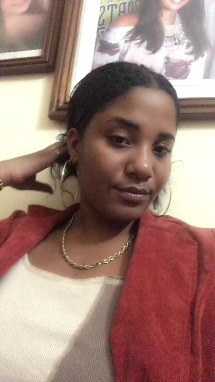 flirt-with-single-women-online