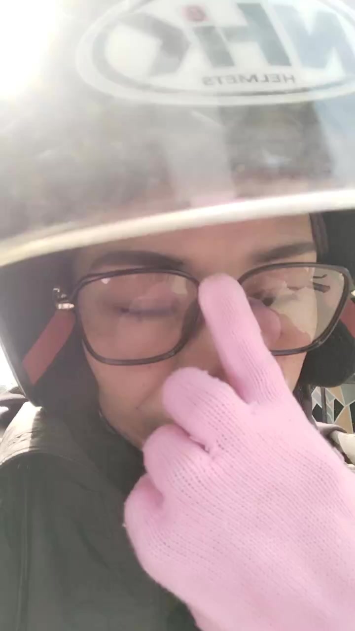 chat-with-single-girls