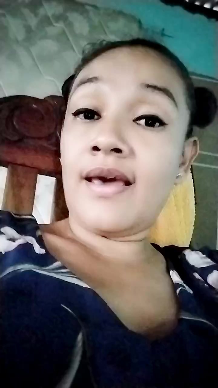 chat-with-girls-nearby