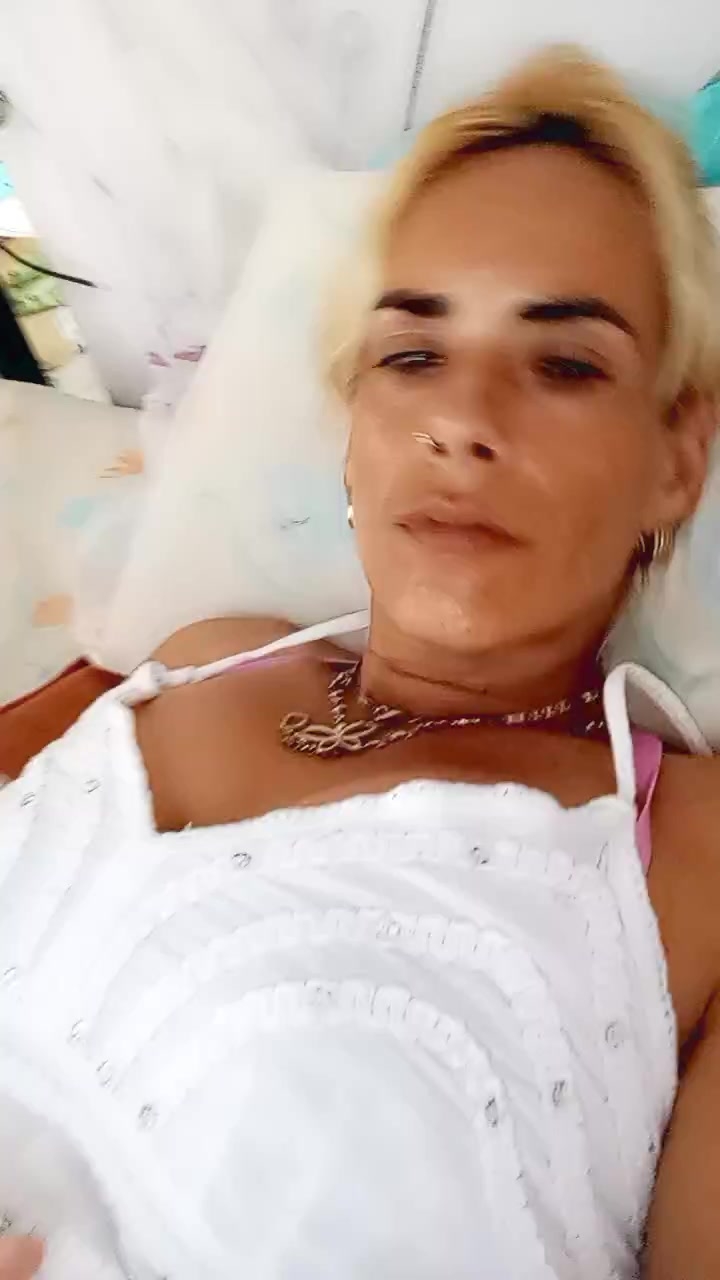 find-a-girlfriend-online