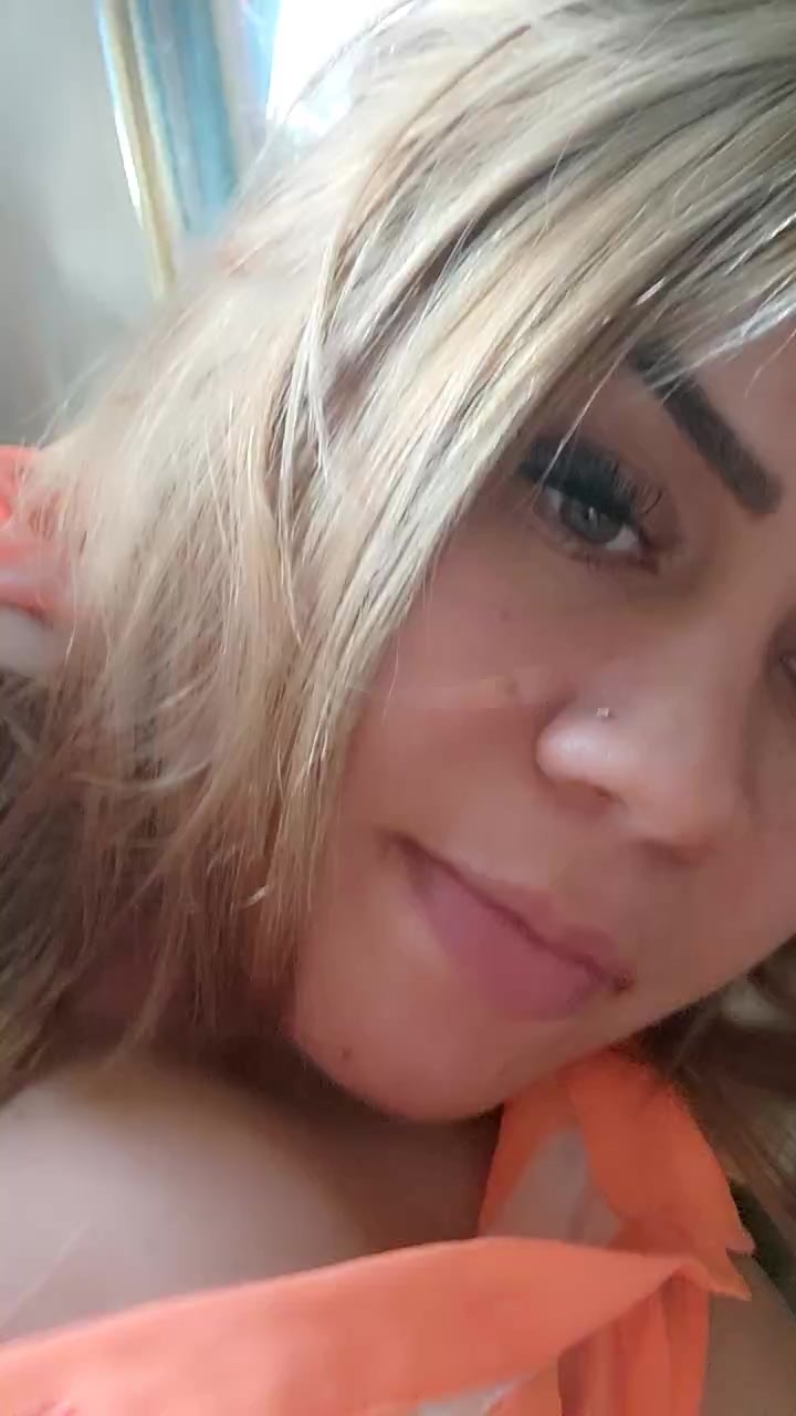 flirt-with-singles-online-for-free