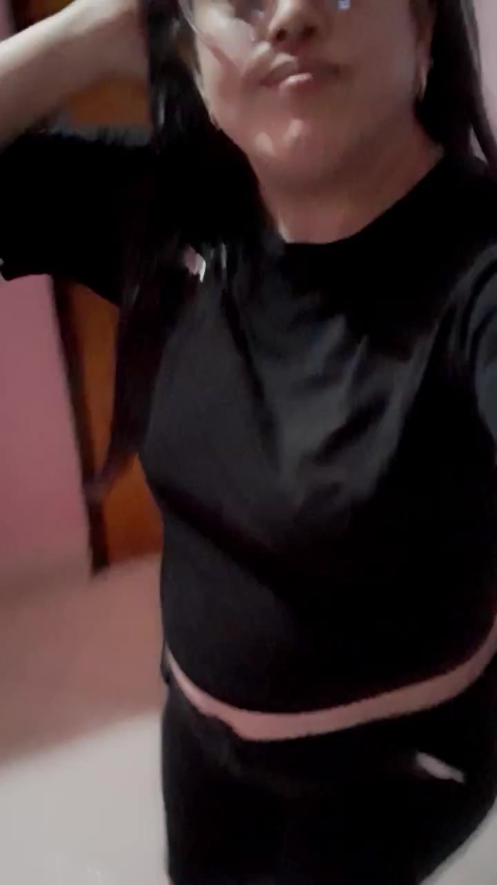 flirt-with-single-women