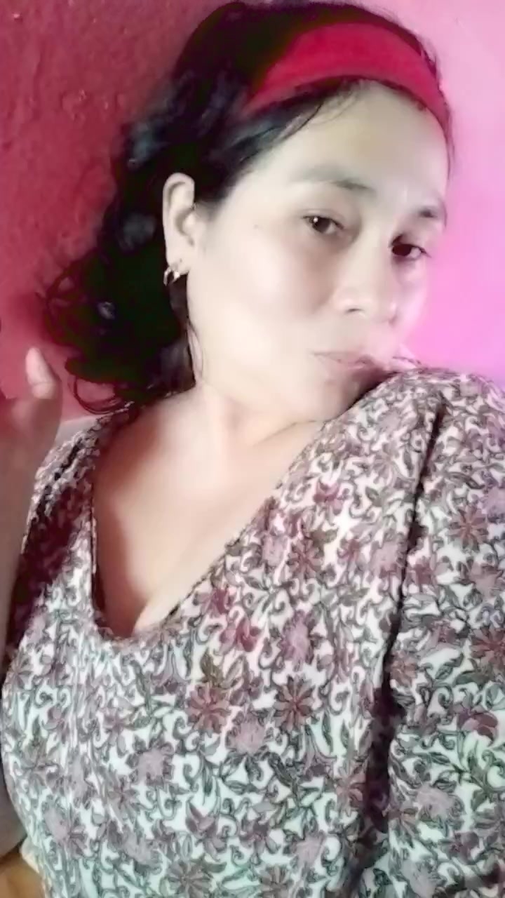 chat-with-local-girls-in-your-area