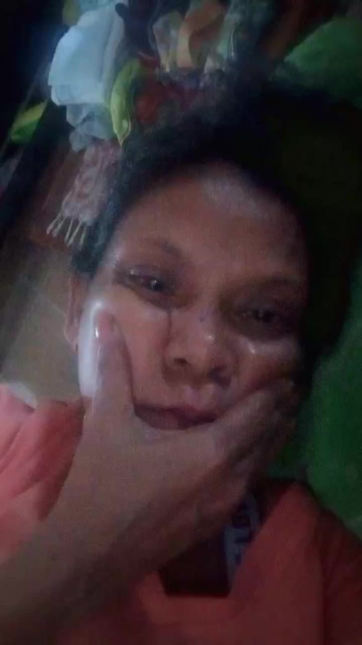 flirt-with-single-guys-online