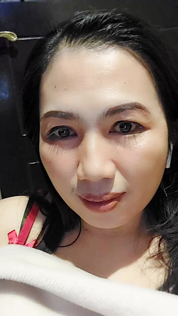 flirt-with-single-guys