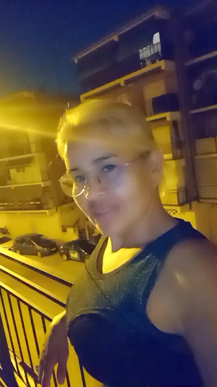 chat-with-girls-in-your-area