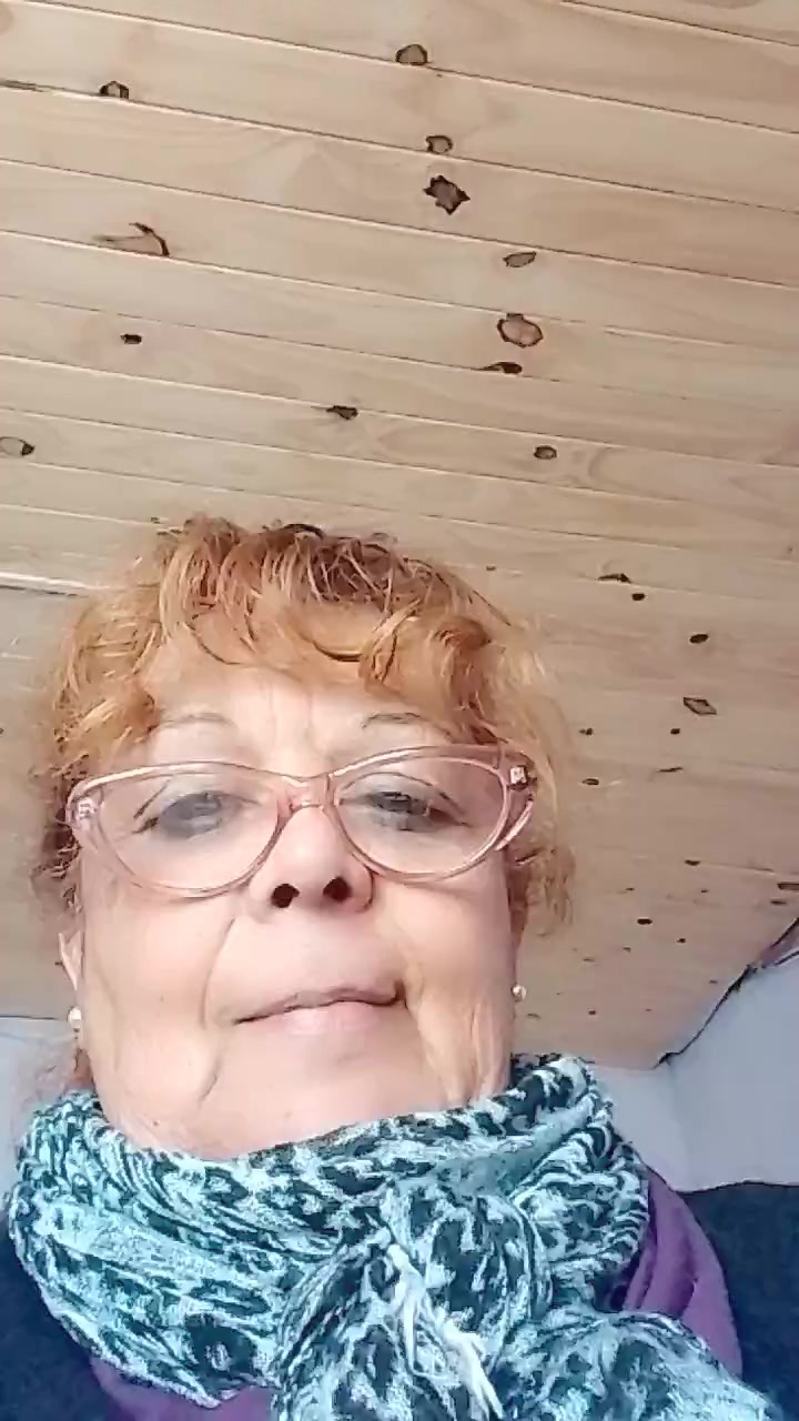 flirt-with-single-women