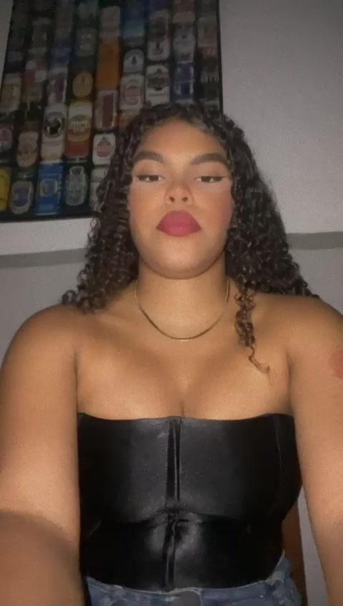 chat-with-girls-online