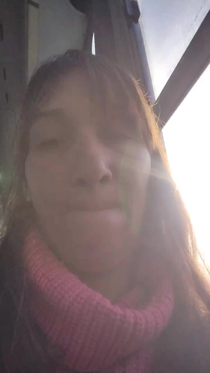 chat-with-girls-online